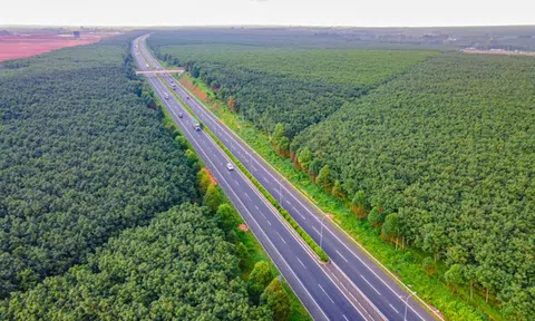Liên danh Trường Hải - Sơn Hải đề xuất đầu tư hoàn chỉnh cao tốc Dầu Giây - Tân Phú