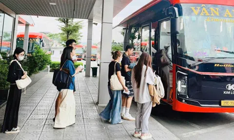 Cao điểm 10 ngày tổng kiểm tra xe kinh doanh vận tải hành khách trên toàn quốc