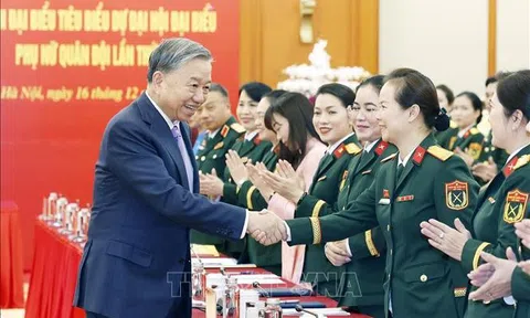 Tổng Bí thư Tô Lâm: Phấn đấu mỗi cá nhân phụ nữ quân đội là một gương sáng