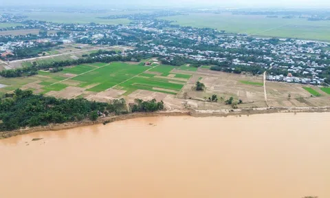 Đà Nẵng: Sạt lở bủa vây, hàng trăm hộ dân sống trong nỗi lo mất đất, mất đường