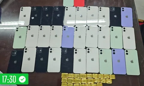 Phát hiện 24 lượng vàng cùng 32 iPhone trong hành lý ký gửi