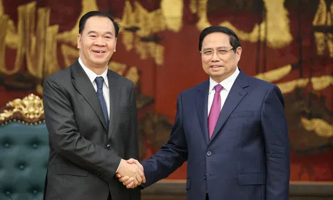 Thủ tướng Phạm Minh Chính tiếp Bộ trưởng Bộ Giáo dục và Thể thao Lào