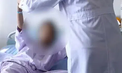 Uống 3 cốc trà sữa một tuần, cô gái xuất hiện triệu chứng "kỳ lạ"