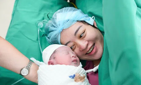 'Em bé US-HIFU' đầu tiên chào đời: Bước tiến kép trong điều trị u và hỗ trợ sinh sản