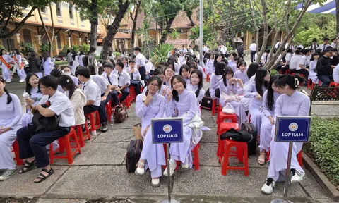 Đề xuất cho học sinh Tp.HCM nghỉ Tết Nguyên đán 11 ngày