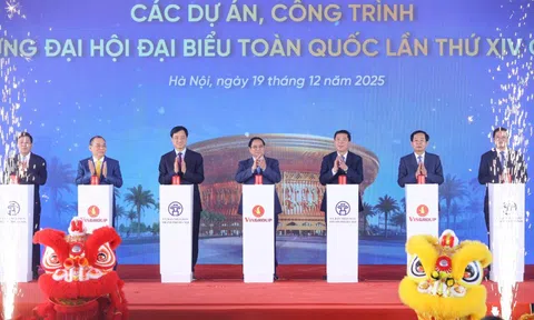 Thủ tướng: Triển khai các dự án trọng điểm quốc gia "thần tốc, táo bạo, sáng tạo, bứt phá, an toàn, chất lượng"