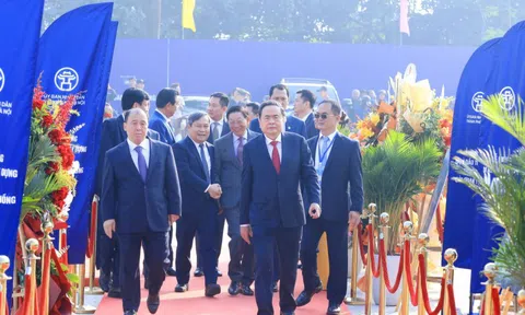 Chủ tịch QH dự lễ khởi công Dự án Đầu tư xây dựng Trục đại lộ cảnh quan sông Hồng