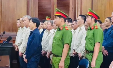 Saigon Transco “bôi trơn” hải quan ra sao để tuồn lậu 1,7 triệu lít dầu?