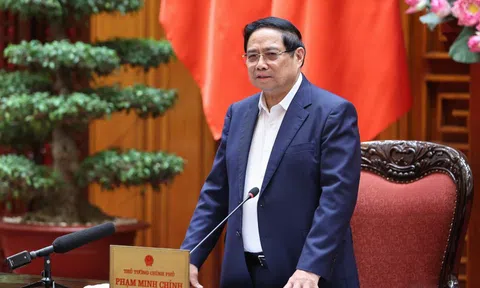 Thủ tướng: Làm chủ công nghệ chiến lược và đẩy mạnh thương mại hóa sản phẩm công nghiệp quốc phòng