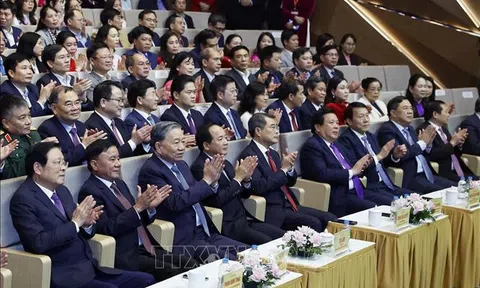 Tổng bí thư Tô Lâm dự Chương trình ‘Hồ Chí Minh – Hành trình khát vọng 2025'