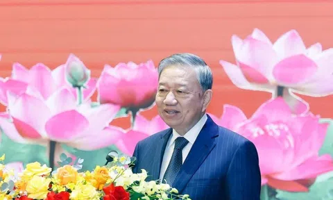 Tổng Bí thư: Đổi mới công tác đào tạo cán bộ theo hướng thiết thực, hiệu quả