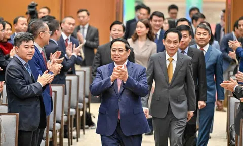 24 chữ Thủ tướng gửi gắm cho cán bộ ngoại giao