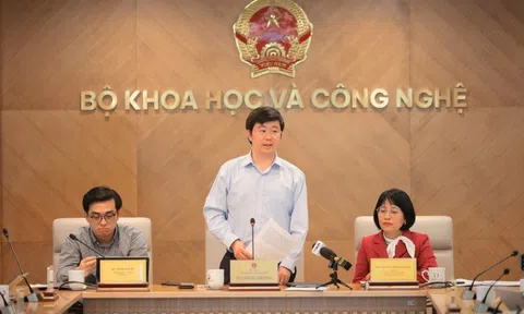 Quyết tâm chấm dứt tình trạng "luật chờ nghị định"