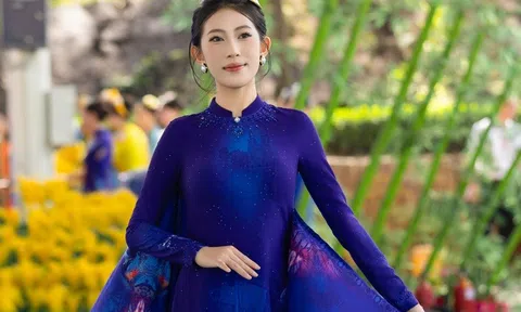 Tôn vinh vẻ đẹp phụ nữ qua bộ sưu tập áo dài “Sắc sen miền di sản”