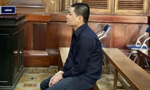 Một phút bốc đồng, "ôm" nhiều năm "bóc lịch"