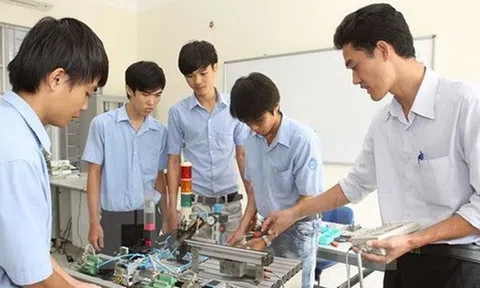 Chế độ phụ cấp nhà giáo trong cơ sở giáo dục nghề nghiệp công lập