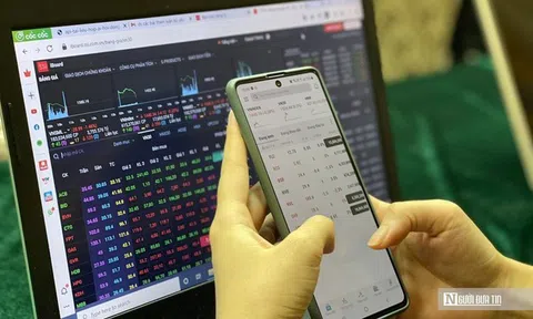 VN-Index mất mốc 1.900 điểm, dòng tiền luân chuyển sang cổ phiếu vừa và nhỏ