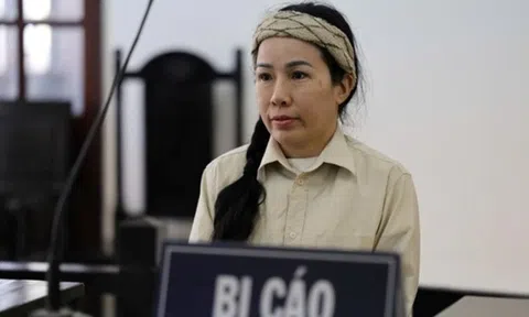 Hầu tòa vì đăng clip sai sự thật, xúc phạm uy tín vợ chồng bà Nguyễn Phương Hằng