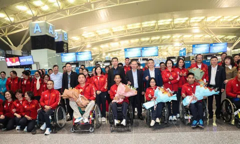Đoàn thể thao người khuyết tật Việt Nam lên đường tham dự ASEAN Para Games 13