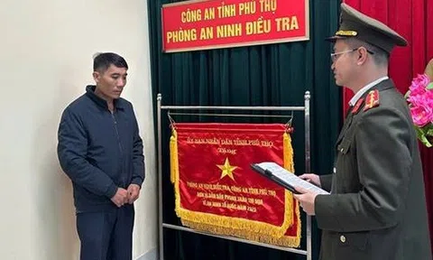 Khởi tố đối tượng dùng dao tấn công em gái ruột