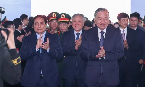 Tổng Bí thư, Thủ tướng Chính phủ dự lễ khởi công nhà máy chế tạo chip bán dẫn đầu tiên tại Việt Nam