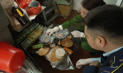 Phát hiện cơ sở sử dụng chất cấm sản xuất giò chả