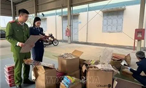 Phát hiện hơn 3.000 sản phẩm đồ chơi, thực phẩm không rõ nguồn gốc 