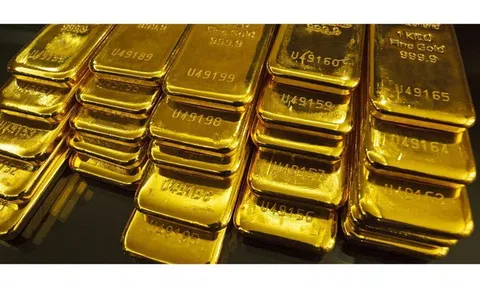 Giá vàng hôm nay 24/1: Giá vàng trong nước tăng theo chiều thế giới