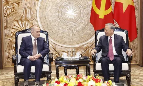 Tổng Bí thư Tô Lâm tiếp Đoàn đại biểu Đảng Azerbaijan Mới