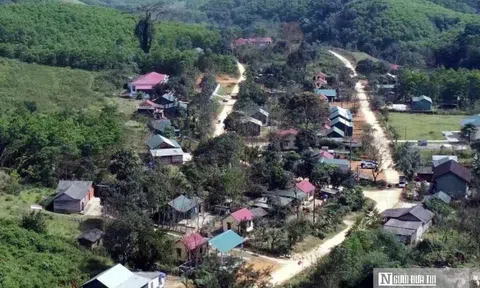 Từ hang đá đến bản làng-Kỳ 1: 65 năm chuyển mình của người Rục