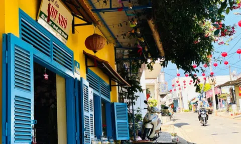 Phố đêm chợ nhỏ Pleiku