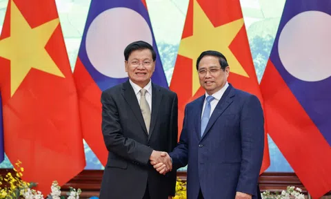 Thủ tướng Phạm Minh Chính hội kiến Tổng Bí thư, Chủ tịch nước Lào