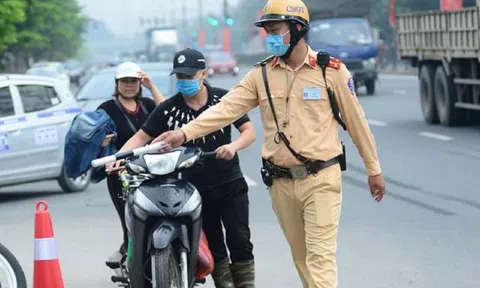 Những lỗi đi xe máy dễ "dính" phạt 8 triệu, không phải ai cũng biết