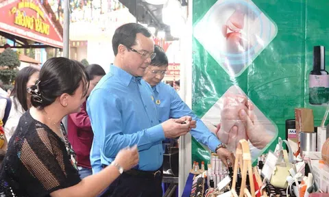 Hành trình Tết Công đoàn đến với người lao động