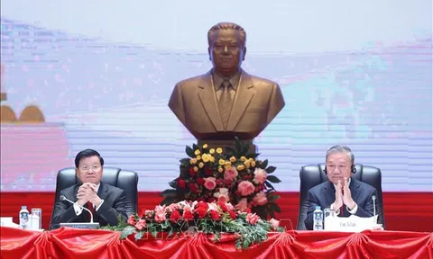 Tổng Bí thư Tô Lâm thông báo kết quả Đại hội đại biểu toàn quốc lần thứ XIV của Đảng Cộng sản Việt Nam tại Lào