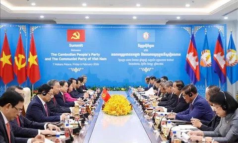 Tổng Bí thư Tô Lâm hội kiến Samdech Techo Hun Sen