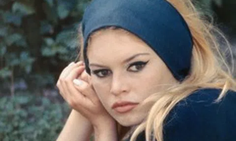 Biểu tượng sắc đẹp của điện ảnh Pháp Brigitte Bardot qua đời