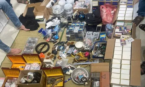 Triệt phá 2 điểm mua bán số lượng lớn thiết bị phục vụ đánh bạc bịp