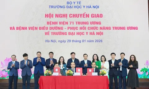 Chuyển giao 2 bệnh viện Trung ương về trường Đại học Y Hà Nội