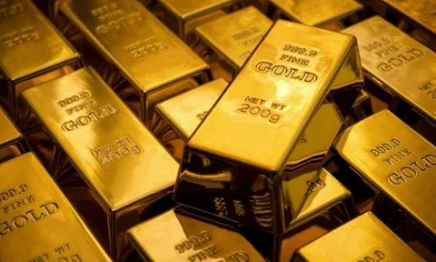 Giá vàng hôm nay 12/2: Vàng thế giới bật tăng mạnh, vàng SJC và vàng nhẫn đi ngang