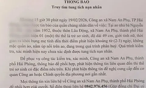 Phát hiện thi thể trẻ sơ sinh tại ao nhà dân
