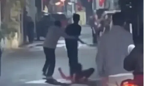 Người đàn ông bị chém tử vong ở Hà Nội, công an vào cuộc điều tra