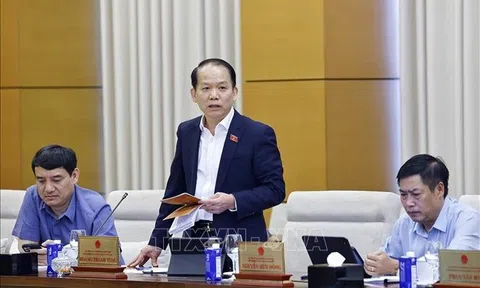 UBTVQH cho ý kiến về công tác chuẩn bị Kỳ họp thứ Nhất, Quốc hội khóa XVI