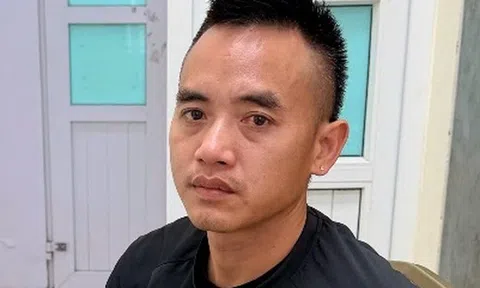 Tạm giữ hình sự tài xế bán tải cố tình chèn ngã 3 người đi xe máy