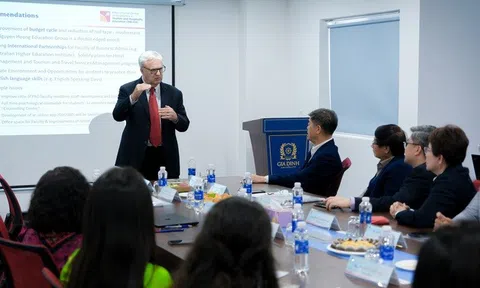 Trường Đại học Gia Định đón nhận chứng nhận kiểm định quốc tế