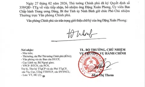 Giới thiệu chữ ký của Phó Chủ nhiệm Thường trực Văn phòng Chính phủ