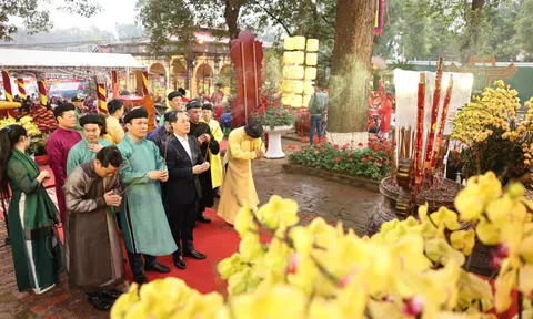 Hà Nội: Du lịch tâm linh trở thành trụ cột tăng trưởng đầu năm