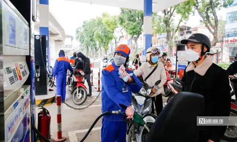 Chính phủ đồng ý giảm thuế nhập khẩu một số mặt hàng xăng dầu về 0%