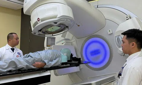 Vận hành hệ thống xạ trị hiện đại, tăng cơ hội điều trị cho người bệnh
