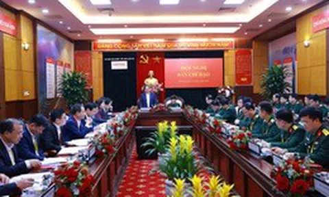 Thủ tướng chủ trì cuộc làm việc về phát triển công nghiệp quốc phòng